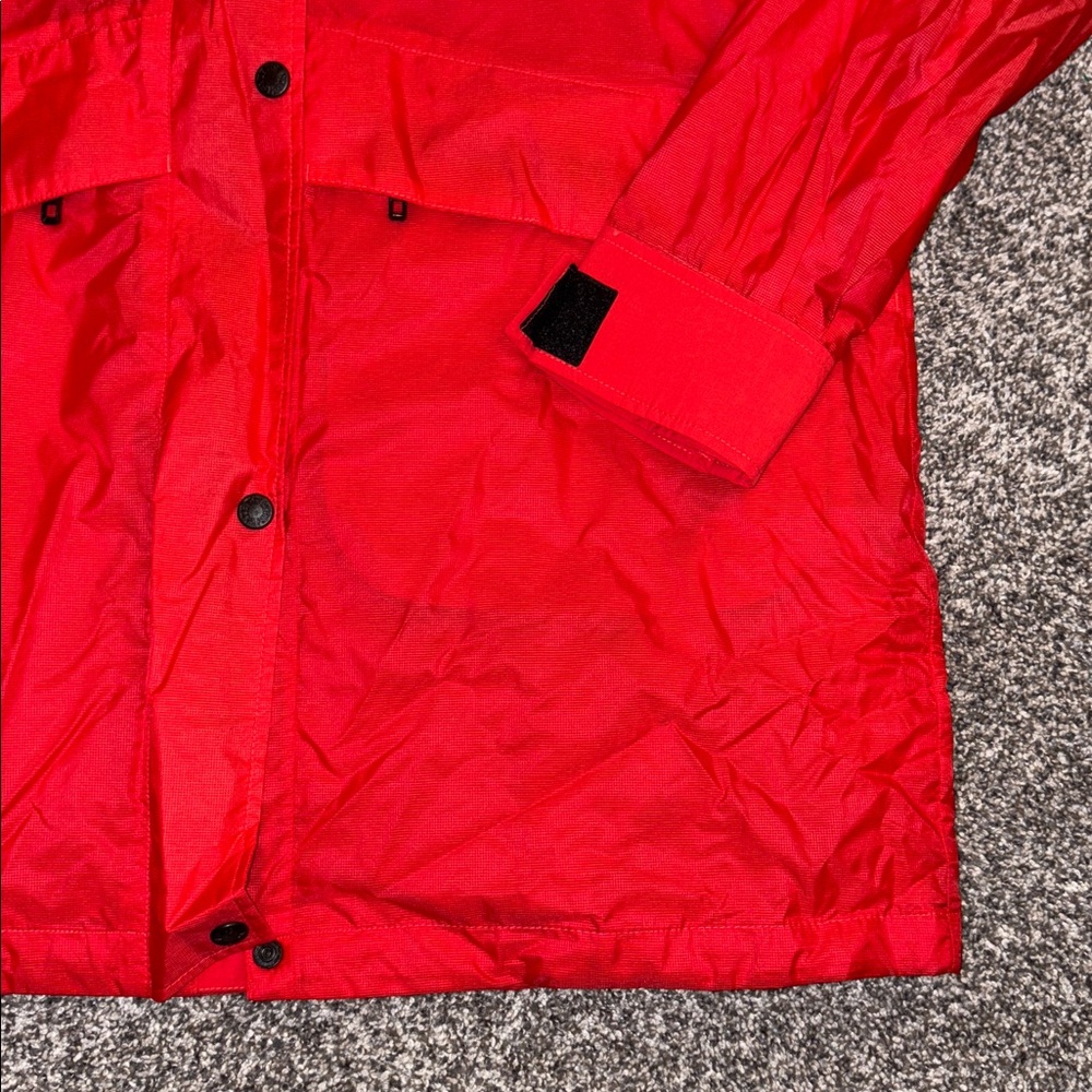 The North Face Women's Outline Windwall Hoodie Jacket in Horizon Red - Picture 3 of 8